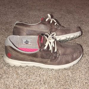 Sketchers GoWalk Lite Slip On Casual Shoes (Sz 6)
